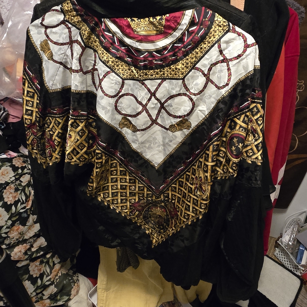 Argee Sporto Black and Gold Patterned Blouse